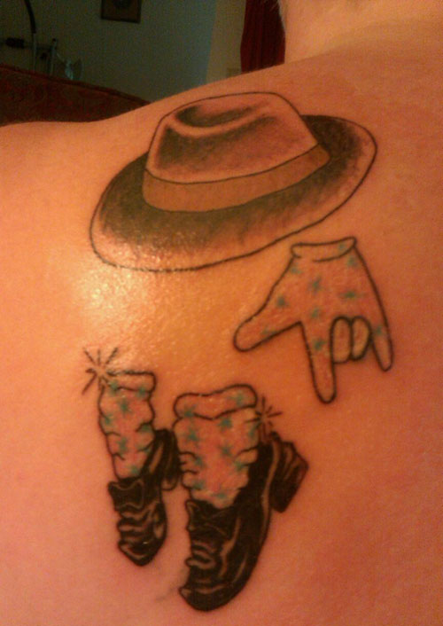 Michael Jackson Tattoo: Hat, Shoes and Glove (Looks similar to the one below 